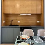 Suv Apartment 3*